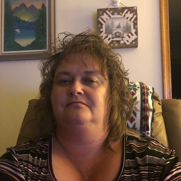 Meet your Posher, Tabetha - Picture 3 of 4